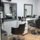 Se traspasa o alquila en Torre Del Mar salón de belleza de peluquería y estética funcionando.
